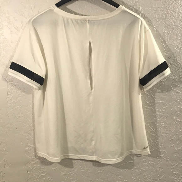 New Balance Loose White Workout Top - Picture 4 of 5